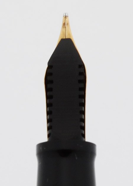 Omas 1930 Model Fountain Pen - Lady Size, Black, GP Trim, 14k